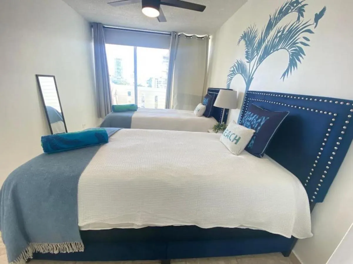 Pool Beachfront 2 Bedroom Condado Beach San Juan Casa vacanze